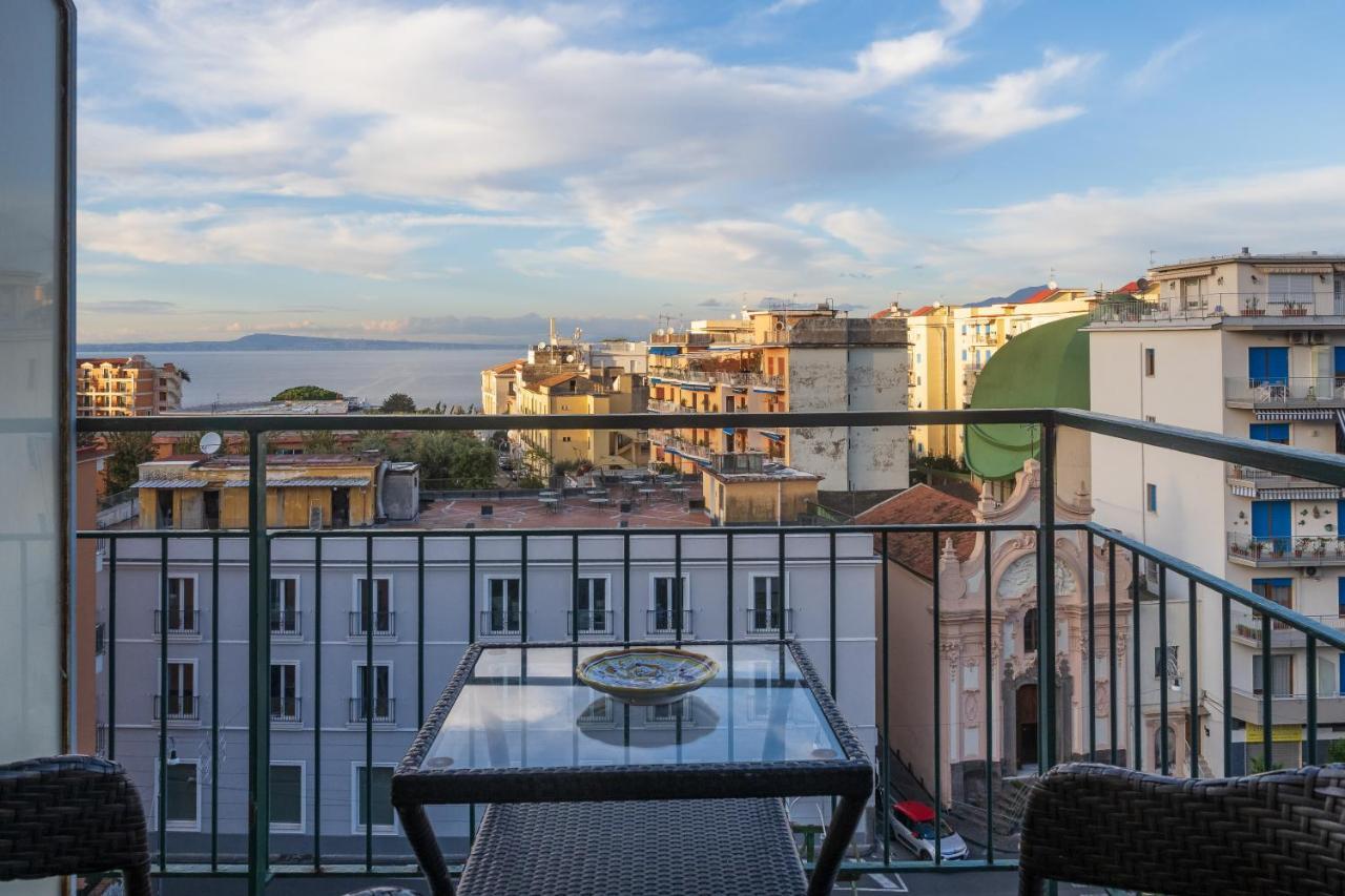 Rossella Holiday Home Sorrento Esterno foto