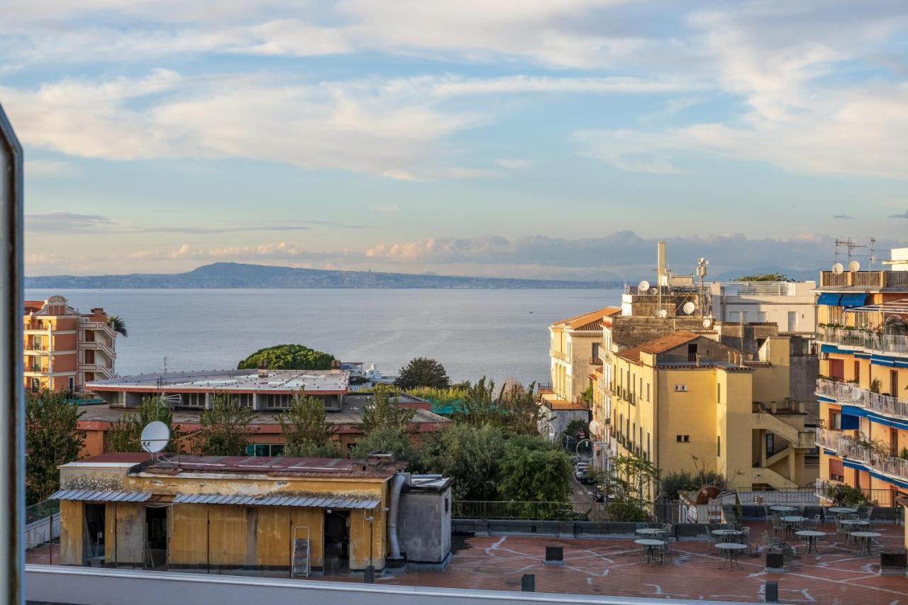Rossella Holiday Home Sorrento Esterno foto