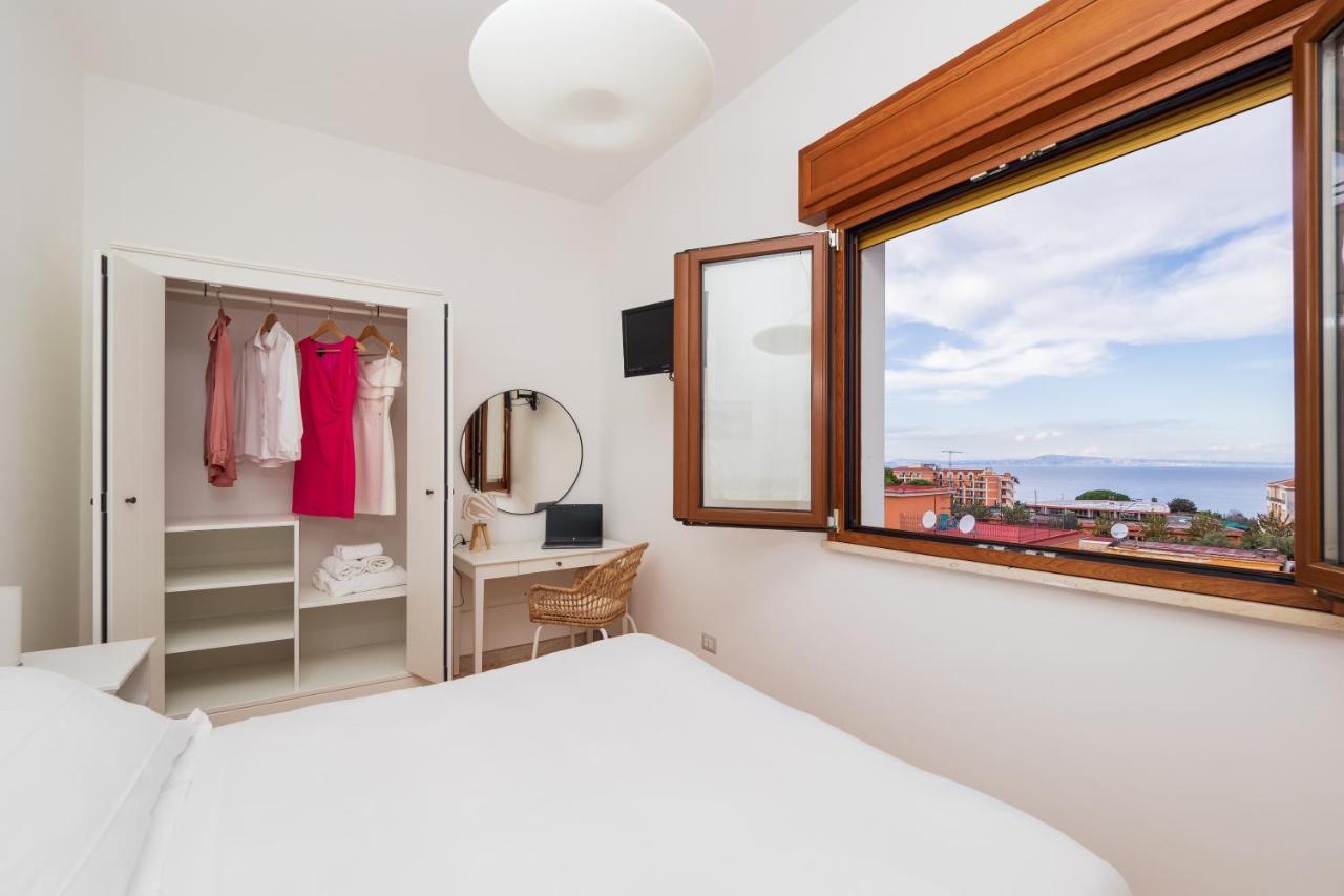 Rossella Holiday Home Sorrento Esterno foto